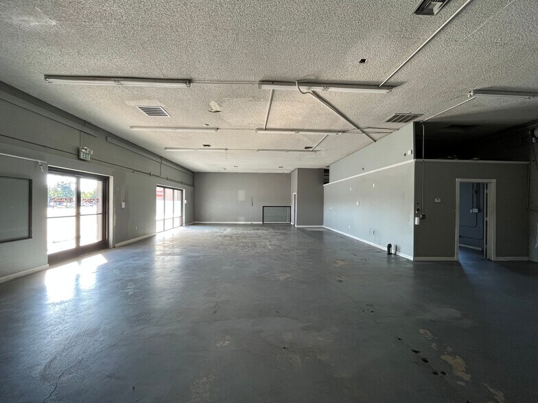 More Photos Of 2200 Churn Creek Rd, Redding Storefront Retail Office For Sale