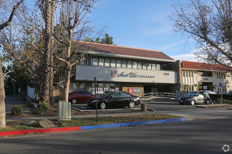 Primary Photo Of 1840 E 17th St, Santa Ana Office For Lease