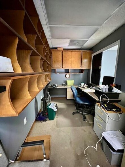 More Photos Of 140 Front Street, Newark Medical For Sale