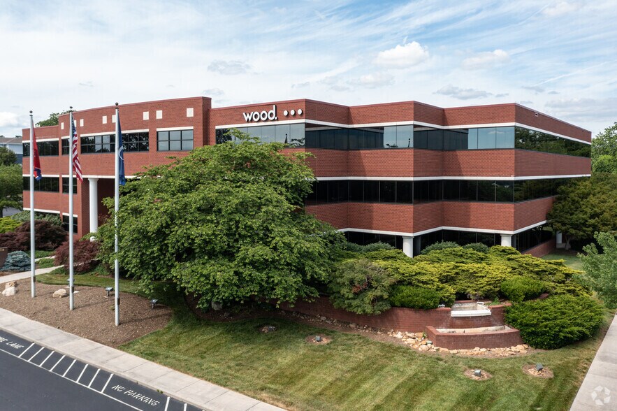 More Photos Of 2030 Falling Waters Rd, Knoxville Office For Lease