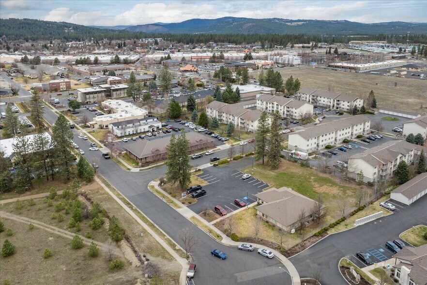 More Photos Of 9718 N Morton Ct, Spokane Office For Sale