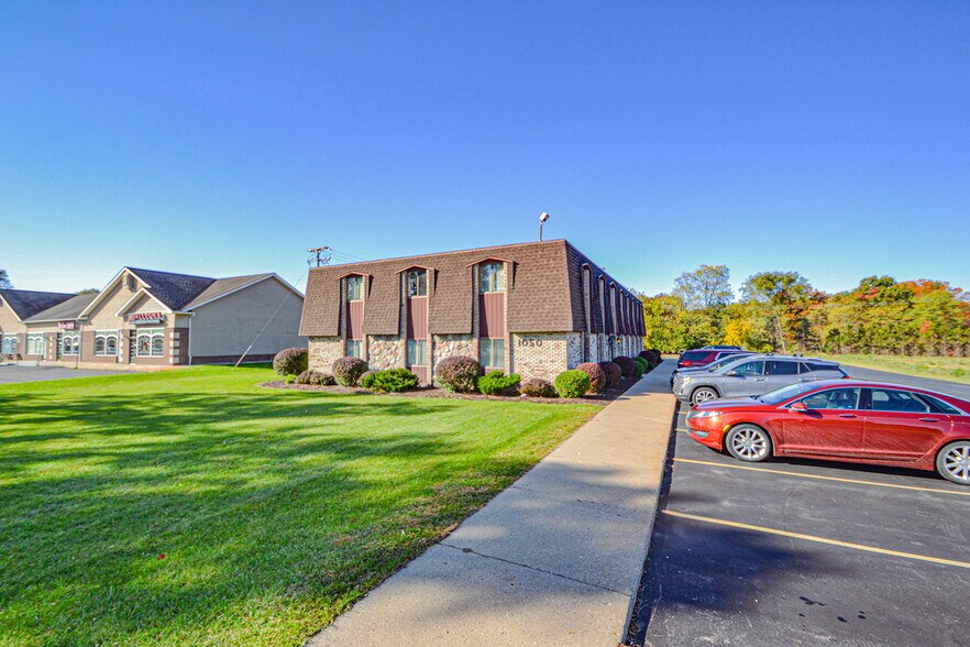 More Photos Of 1050 S Milford Rd, Highland Township Medical For Lease