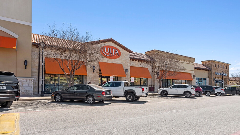 More Photos Of 22610 US Hwy 281 N, San Antonio Unknown For Lease