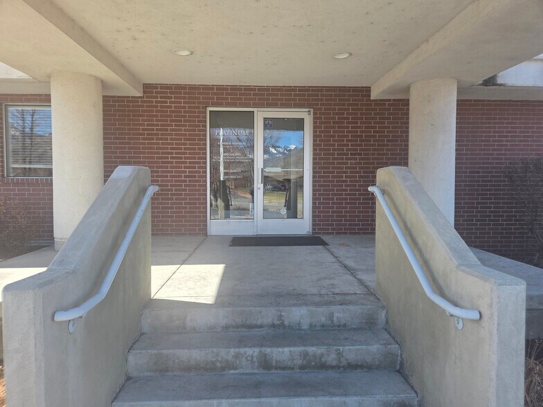 More Photos Of 1455 400 E Suite 3A, Logan Healthcare For Lease