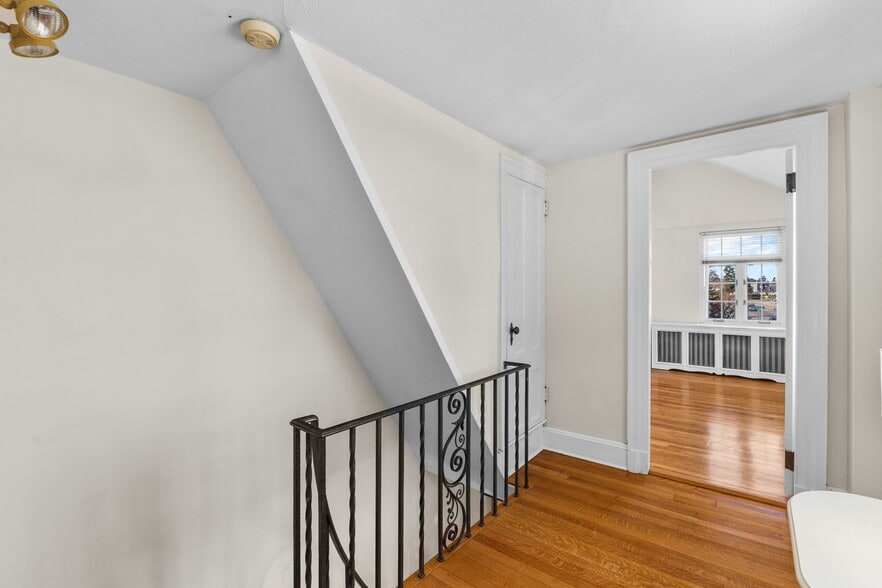 More Photos Of 1646 Centre St, Boston Office For Sale