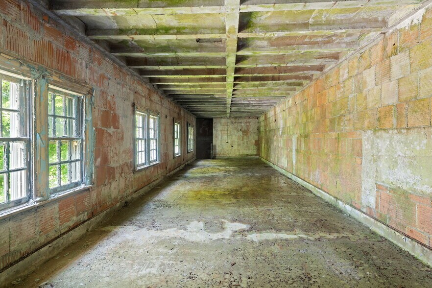 More Photos Of 1190 Main St, West Warwick Loft Creative Space For Sale