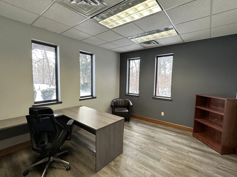 More Photos Of 6629 W Central Ave, Toledo Office For Lease
