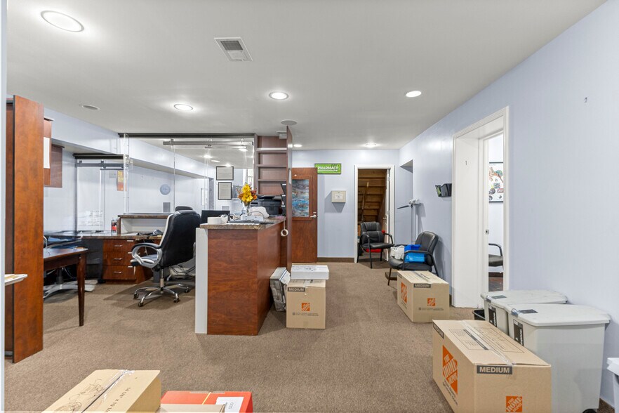 More Photos Of 13403 W 7 Mile Rd, Detroit Medical For Lease