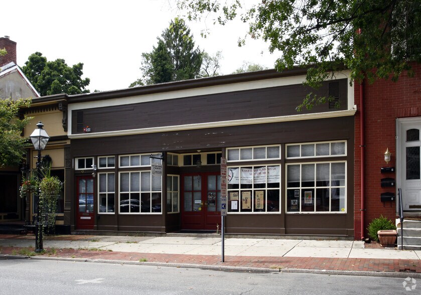 Primary Photo Of 102 Farnsworth Ave, Bordentown Storefront Retail Office For Sale