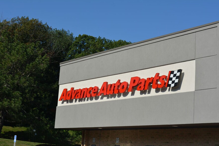 More Photos Of 100 US Highway 46, Budd Lake Unknown For Lease