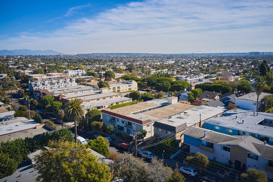 More Photos Of 440 Raymond Ave, Santa Monica Apartments For Sale
