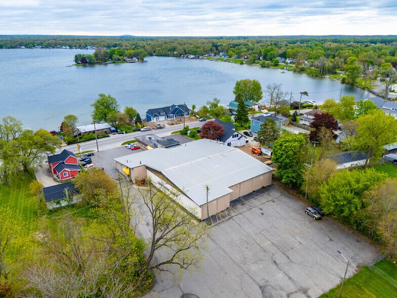 More Photos Of 9455 Main St, Whitmore Lake Freestanding For Sale