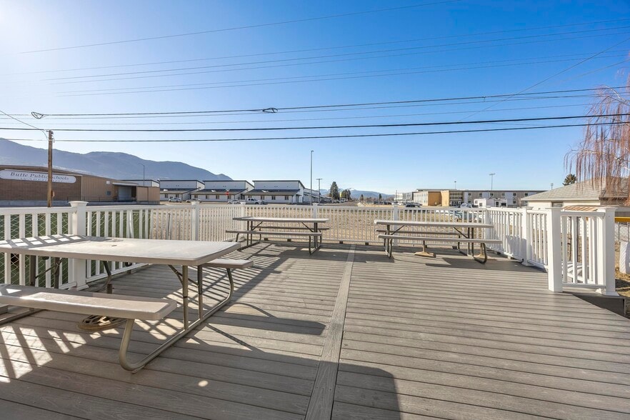 More Photos Of 2740 Elm St, Butte Bar For Sale