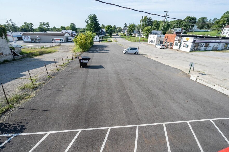 More Photos Of 123 W Main St, West Union Medical For Lease