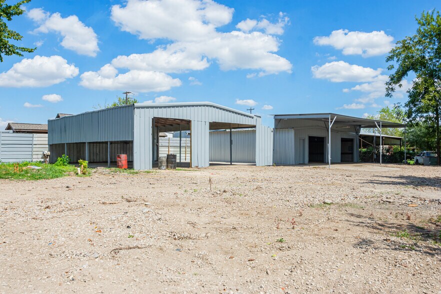 More Photos Of 1929 Havner Ln, Houston Industrial For Sale