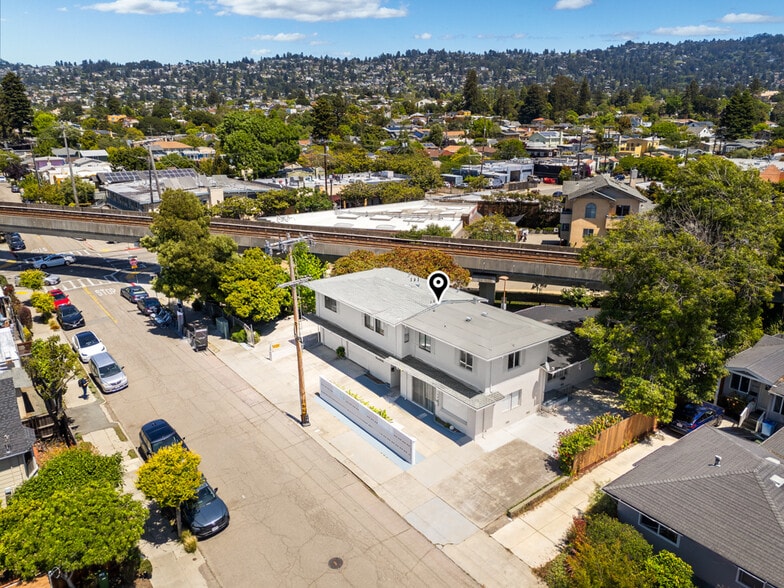 More Photos Of 1311-1313 Curtis St, Berkeley Apartments For Sale
