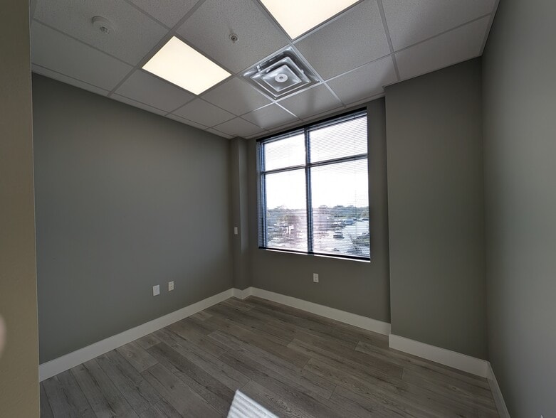 More Photos Of 1210 E Osceola Pky, Kissimmee Medical For Lease