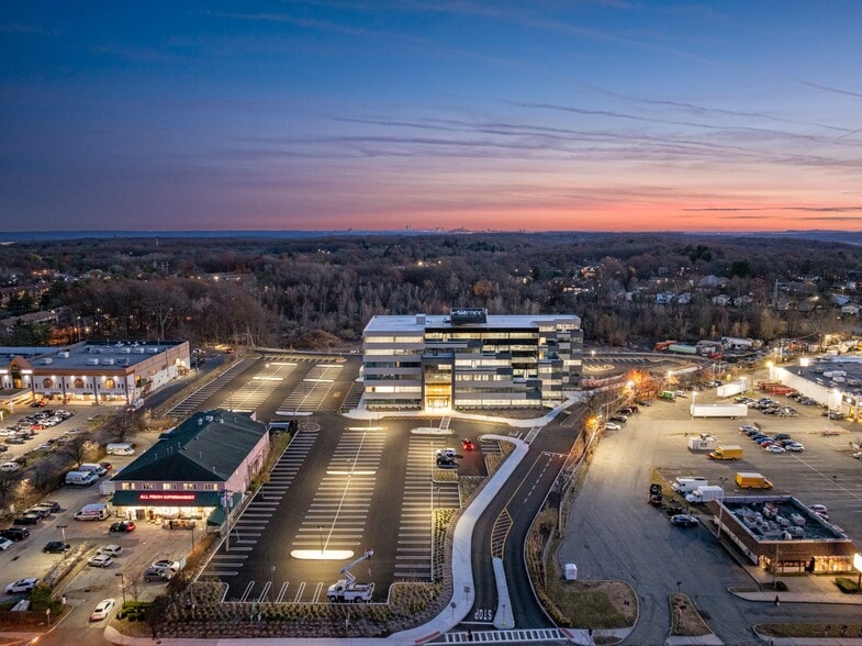 More Photos Of 33 Route 59, Monsey Office For Lease