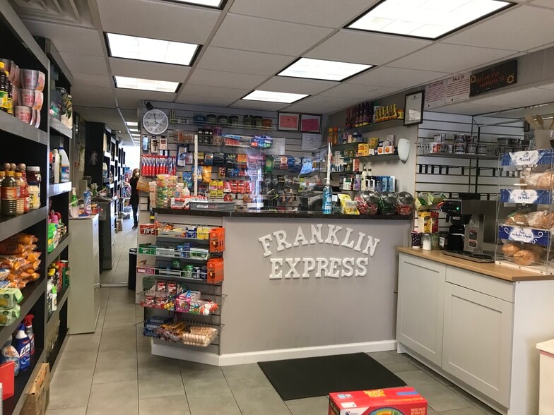 More Photos Of 20 Bryant Ave, Roslyn Storefront Retail Office For Sale