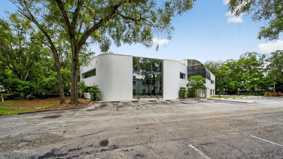 More Photos Of 220 N Westmonte Dr, Altamonte Springs Medical For Lease