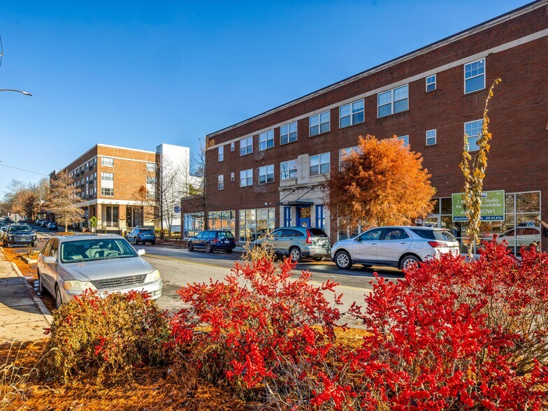 More Photos Of 408 Depot St, Asheville Medical For Sale