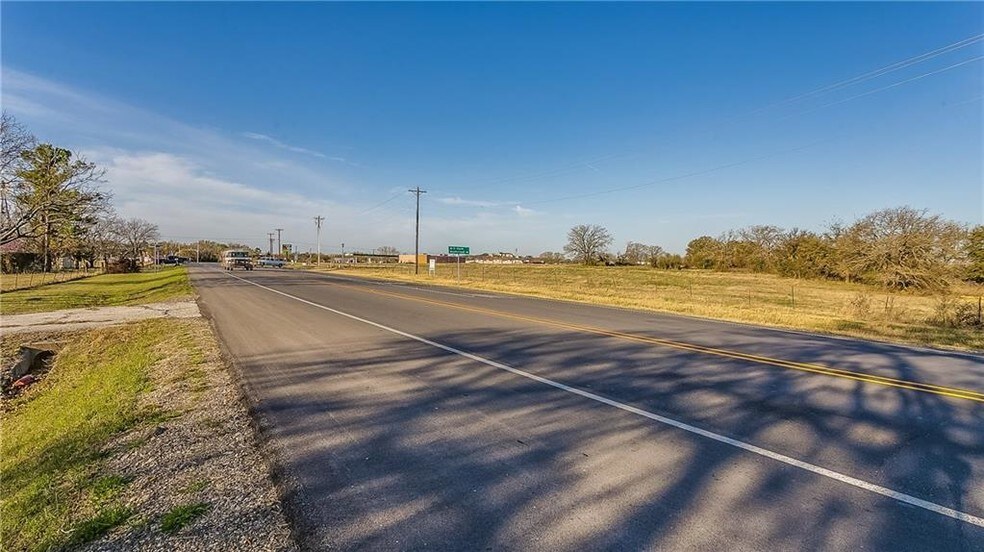 More Photos Of Fort Worth Hwy & 730 Hwy, Weatherford Land For Sale