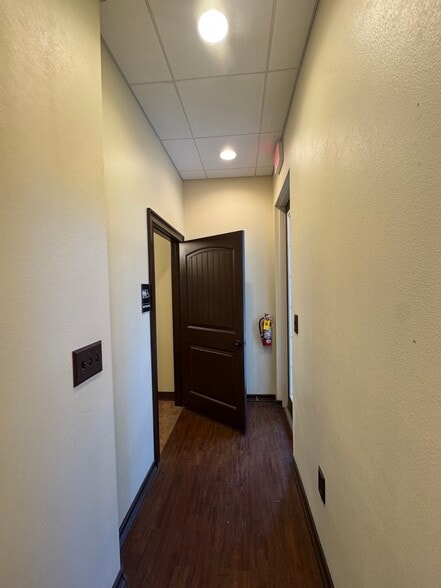 More Photos Of 3101 Casabella Pl, Melbourne Office For Lease