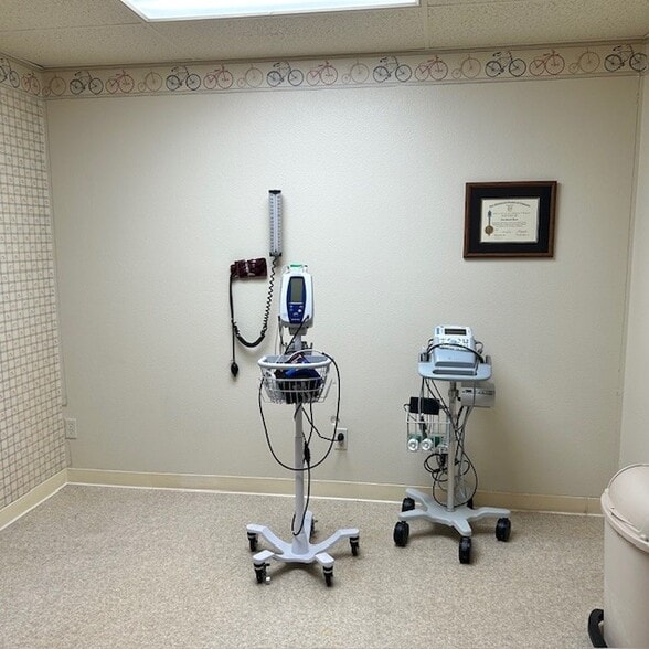 More Photos Of 2438 N Ponderosa Dr, Camarillo Medical For Sale