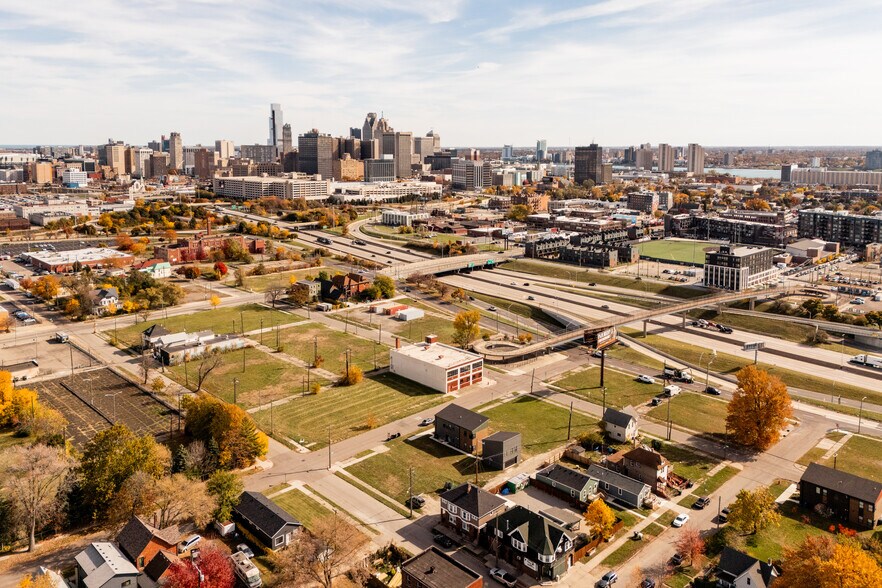 More Photos Of 2600 Cochrane St, Detroit Warehouse For Sale