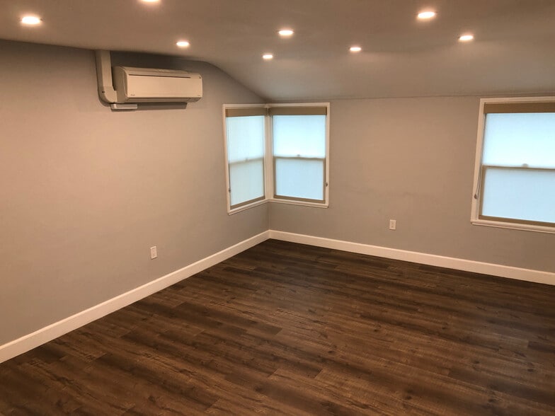 More Photos Of 147 N Myrtle Ave, Monrovia Apartments For Sale