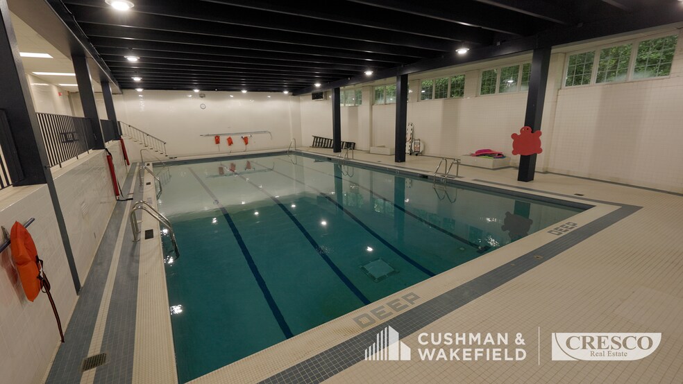 More Photos Of 4420 Sherwin Rd, Willoughby Office For Lease