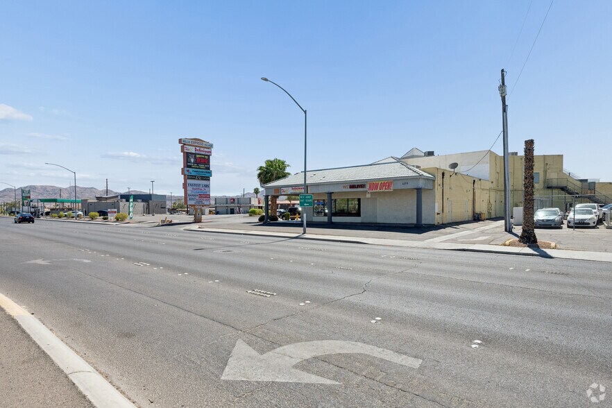 More Photos Of 4375 Las Vegas Blvd N, Las Vegas Storefront For Sale