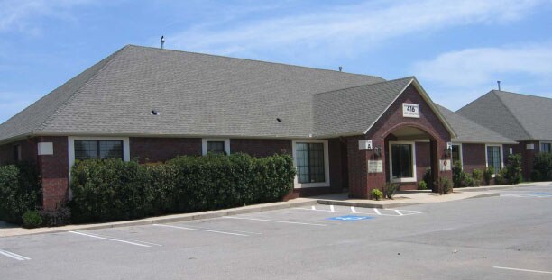 More Photos Of 416 S Mustang Rd, Yukon Office For Lease