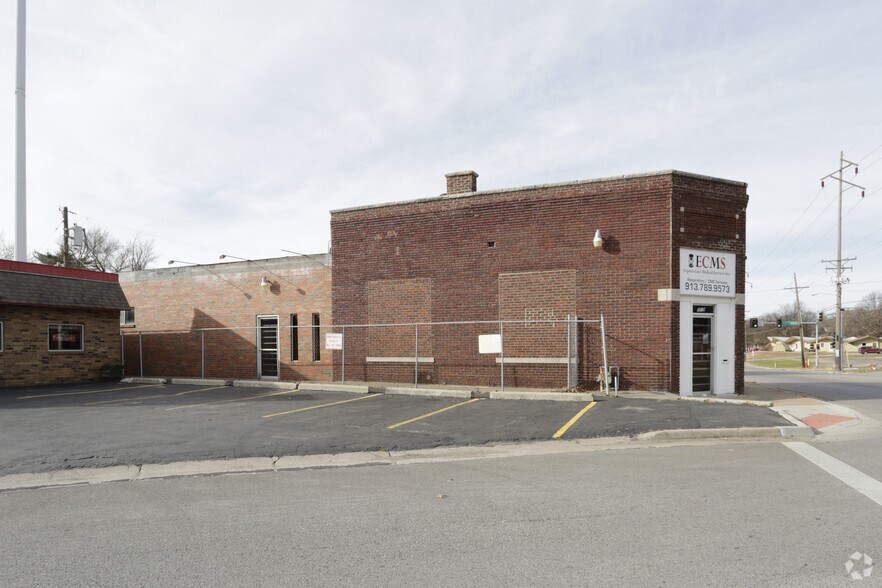 More Photos Of 5019 Leavenworth Rd, Kansas City Freestanding For Lease