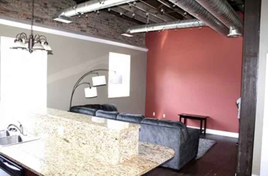 More Photos Of 115-119 E Grand River Ave, East Lansing Storefront Retail Office For Sale