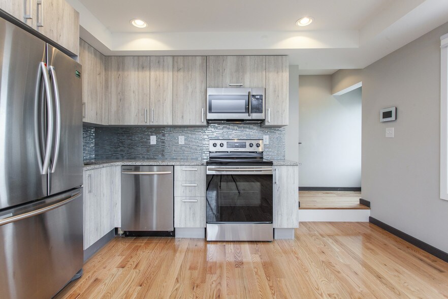 More Photos Of 2541 Montrose St, Philadelphia Apartments For Sale