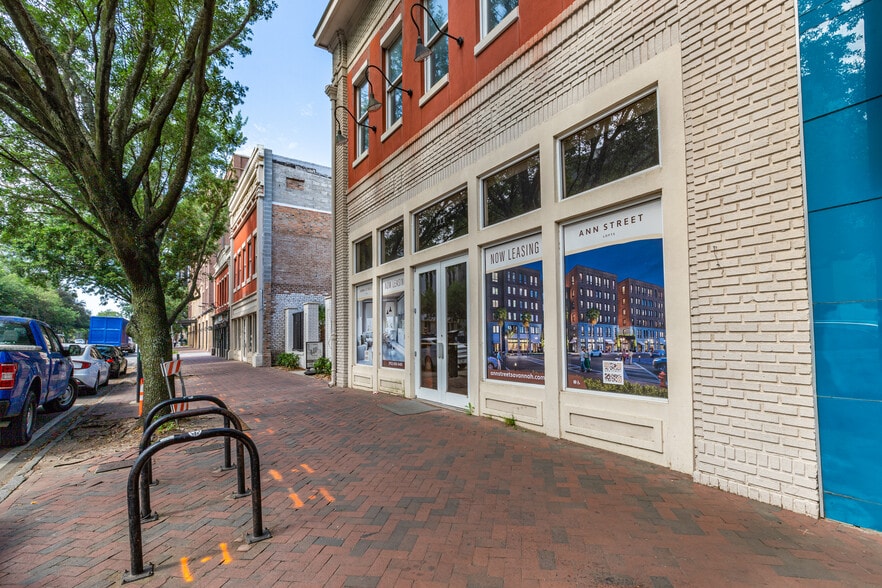 More Photos Of 111 Martin Luther King Jr Blvd, Savannah Storefront Retail Office For Lease
