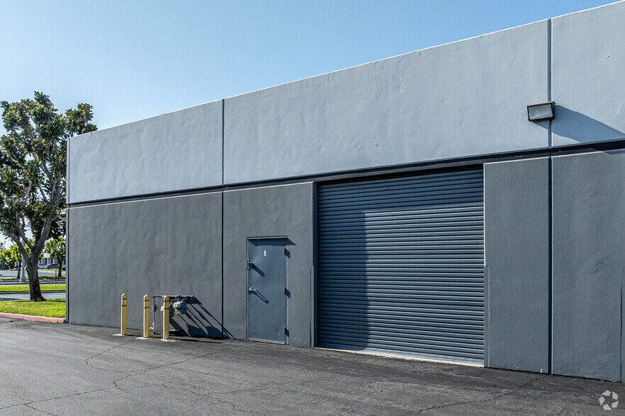 More Photos Of 11912 Rivera Rd, Santa Fe Springs Light Manufacturing For Lease
