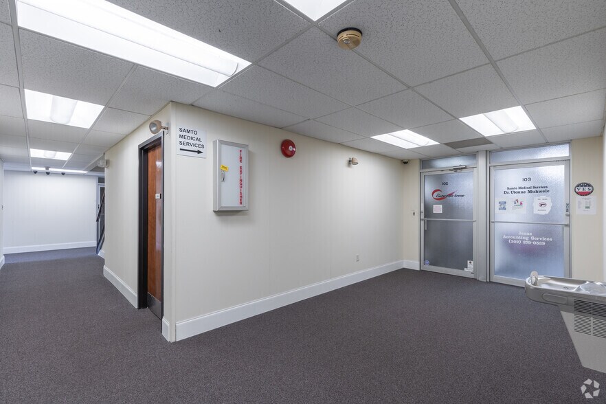 More Photos Of 254 Chapman Rd, Newark Office For Lease