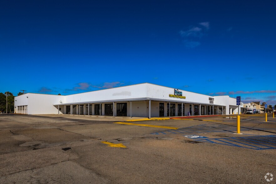 Primary Photo Of 420 Us-90, Waveland Unknown For Lease