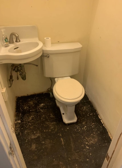 More Photos Of 9174 Pleasant Hill Dr, Hemingway Office For Sale