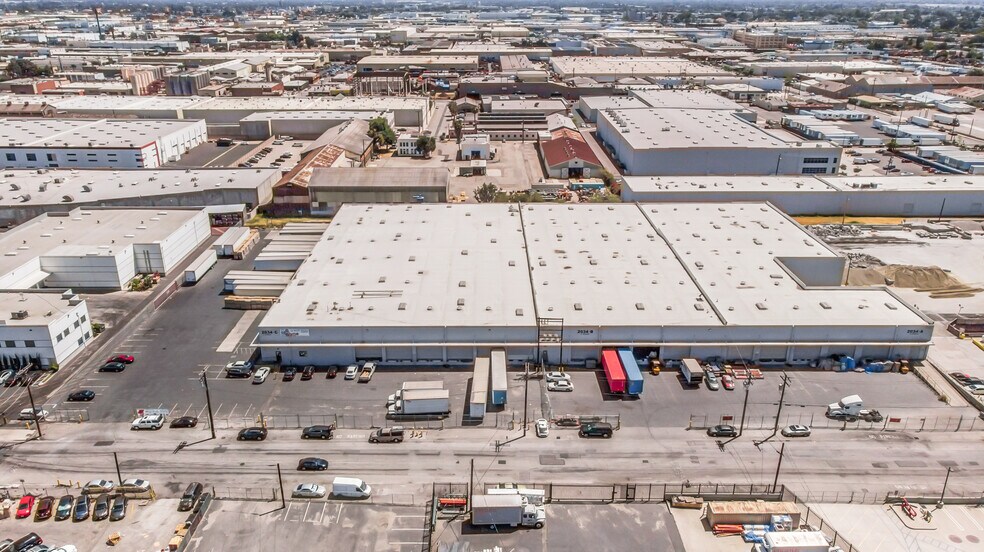 More Photos Of 2034-2040 E 27th St, Vernon Warehouse For Lease