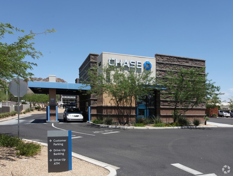 More Photos Of 3131 E Lincoln Dr, Phoenix Bank For Lease