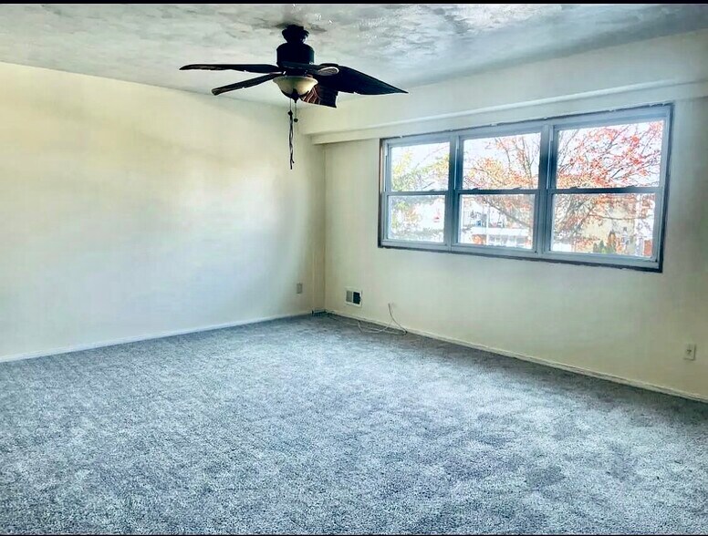 More Photos Of 22 Spartan Ave, Staten Island Apartments For Sale