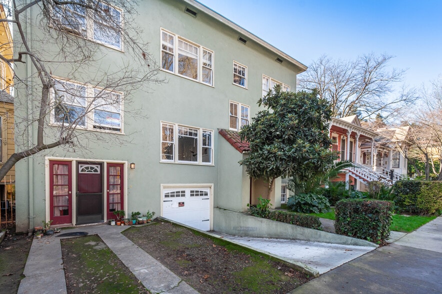 More Photos Of 1808 P St, Sacramento Apartments For Sale