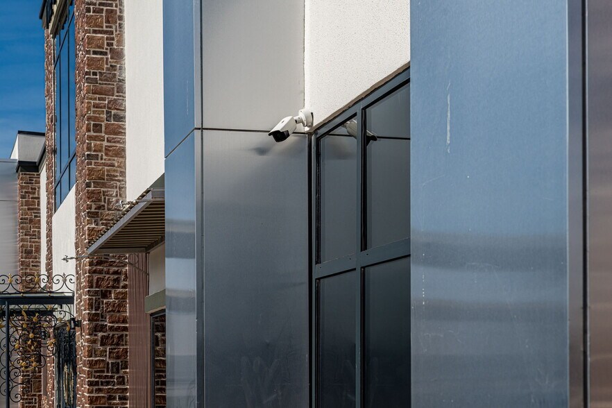 More Photos Of 10841 Composite Dr, Dallas Lodge Meeting Hall For Sale