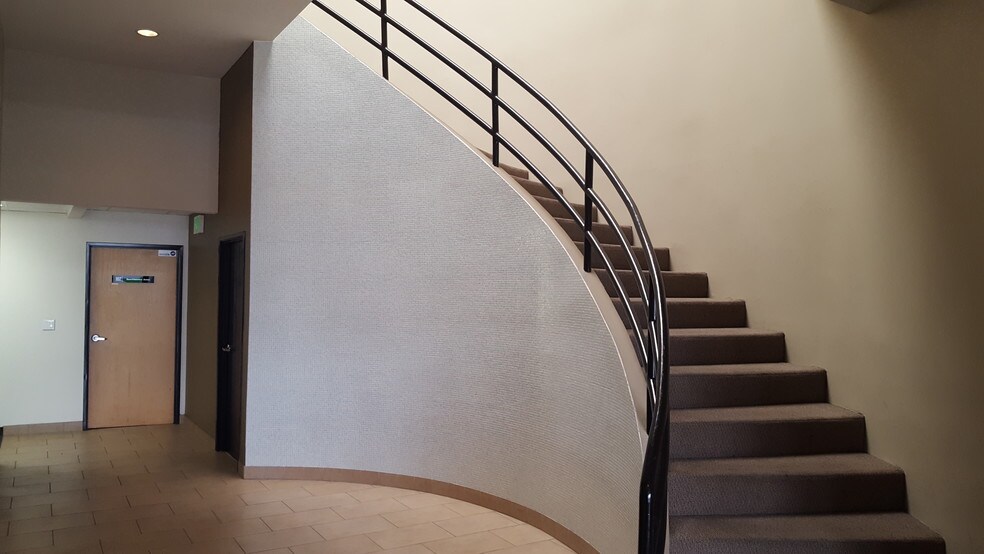 More Photos Of 209 E Alameda Ave, Burbank Office For Lease