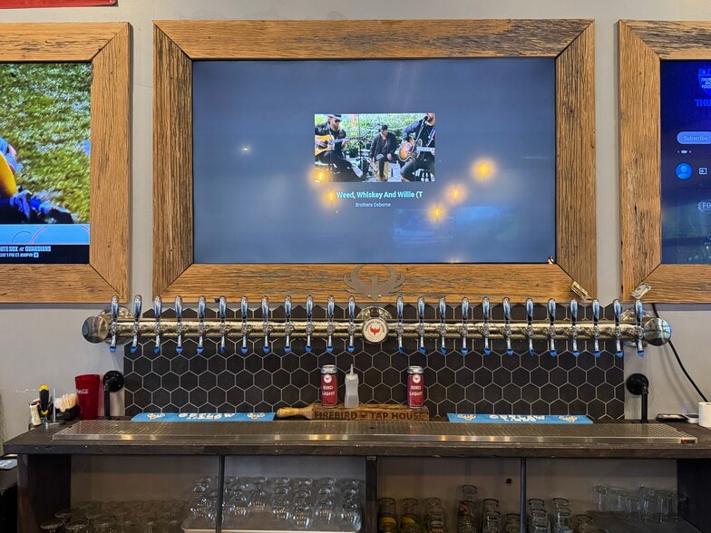 More Photos Of 4040 State Road 46 E, Nashville Restaurant For Sale