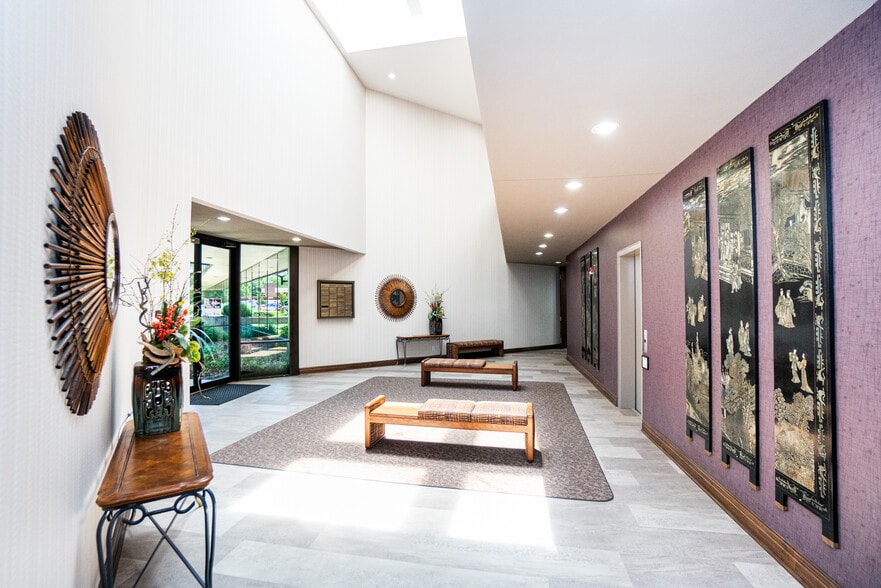 More Photos Of 1127 Judson Rd, Longview Office For Lease