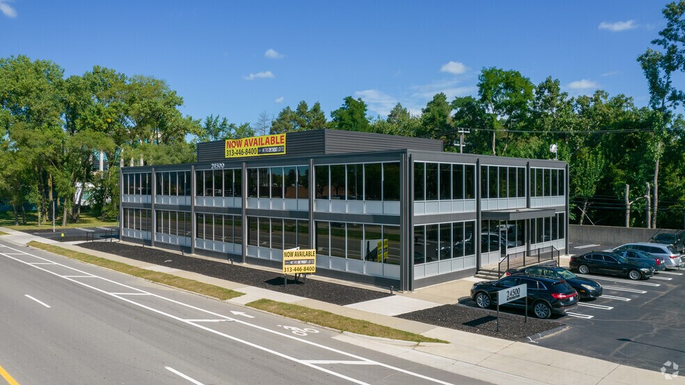 More Photos Of 24500 Northwestern Hwy, Southfield Office For Lease